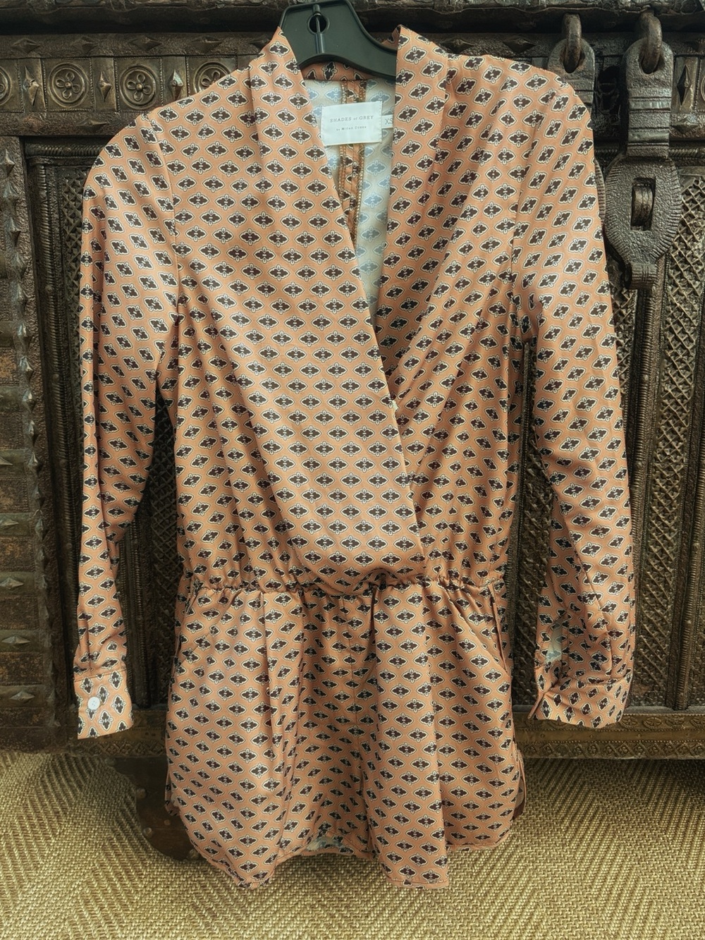 SHADES OF GREY BY MICAH COHEN Peach and Navy Printed Blouse